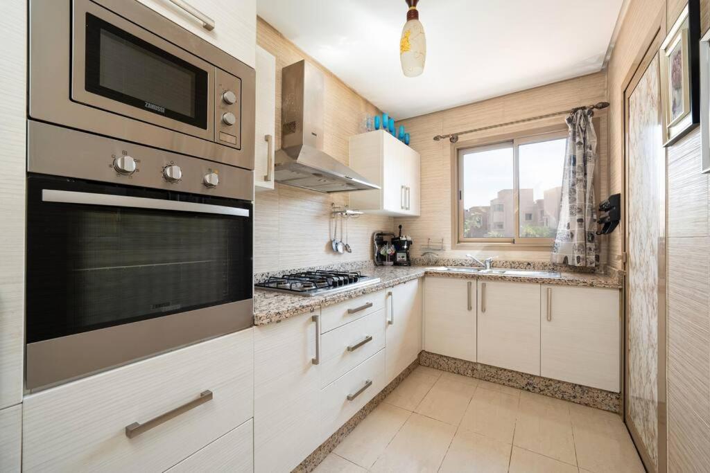 Apartment Relax Front Of Golf-pool-topaze *