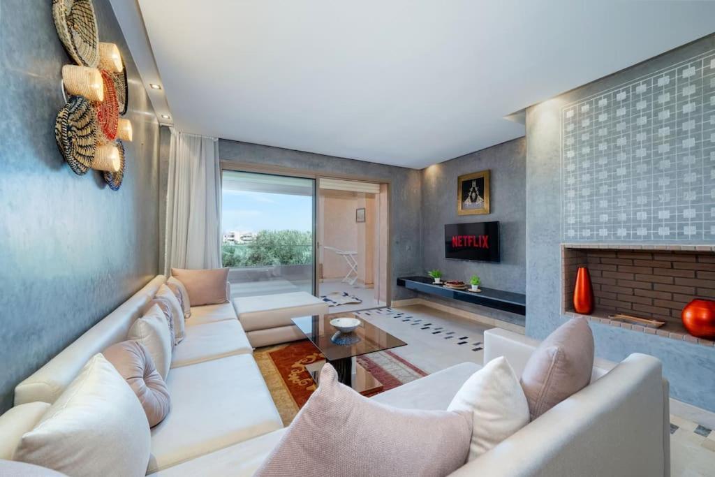 Apartment Relax Front Of Golf-pool-topaze *